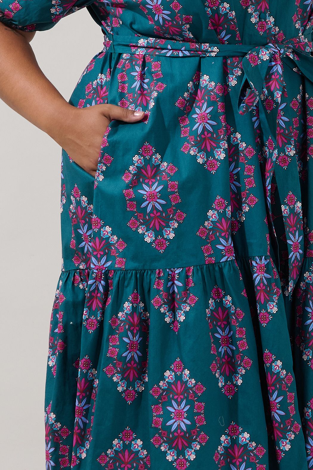 Wynette Folklore Tiered Midi Dress