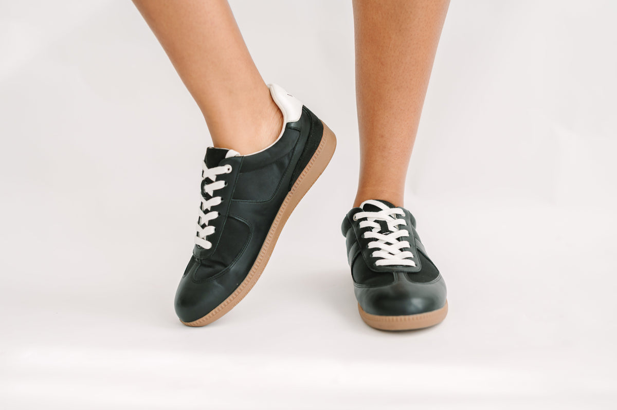 Taylor Sneakers Black
