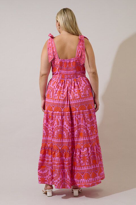 Tarie Tropical Emely Tiered Maxi Dress