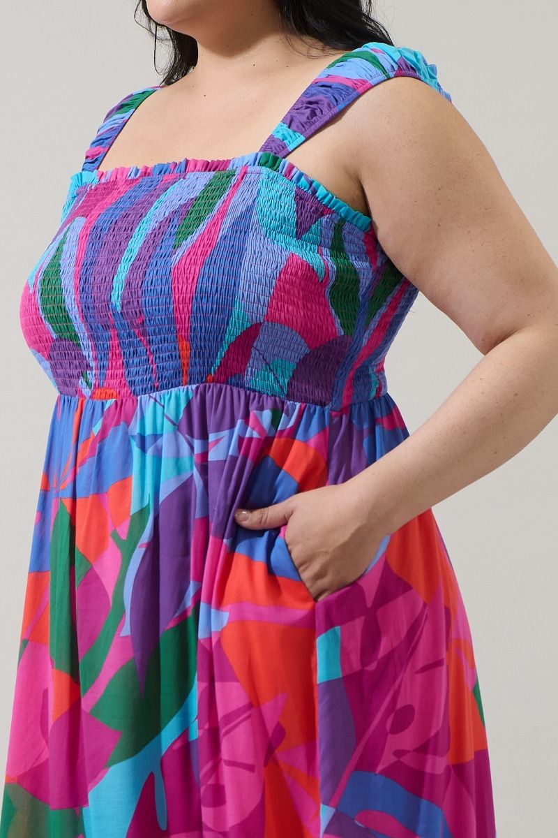 Vemmy Abstract Tayla Smocked Maxi Dress